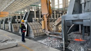 Controlling Lifting Equipment Using Techwell Industrial Wireless Control Systems